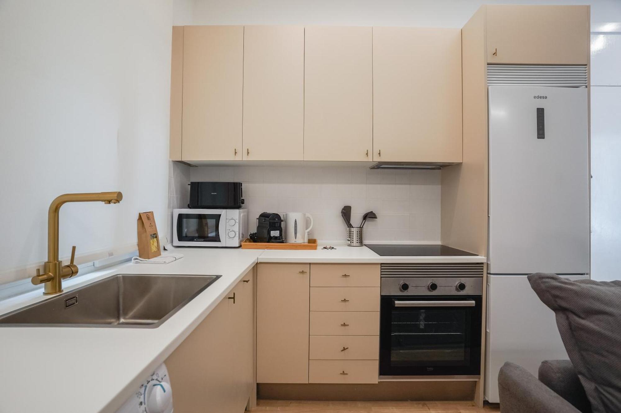Cozy And Modern-1Bedroom 1Bathroom-Delicias Madrid Exteriör bild